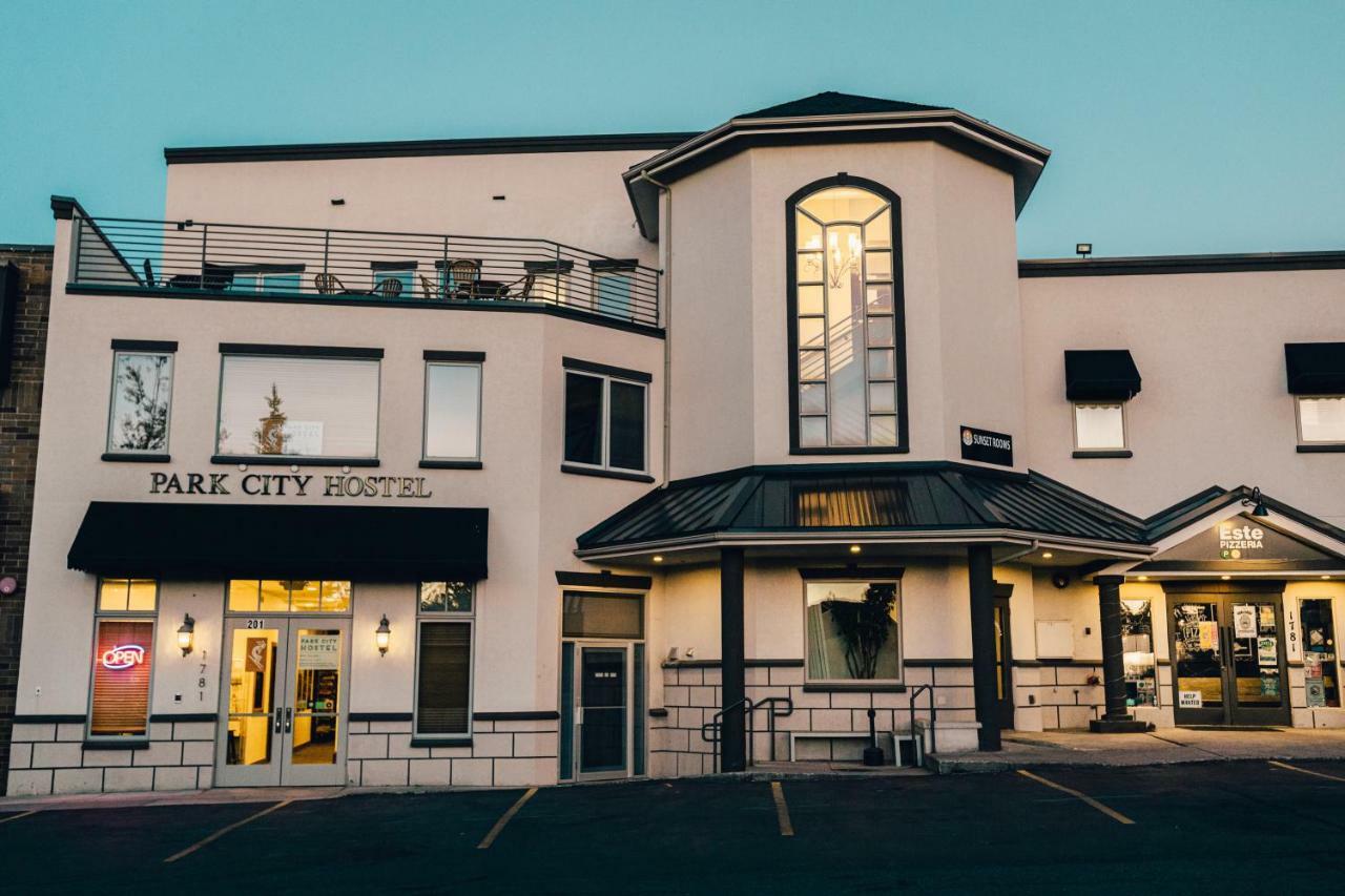 Park City Hostel Bagian luar foto